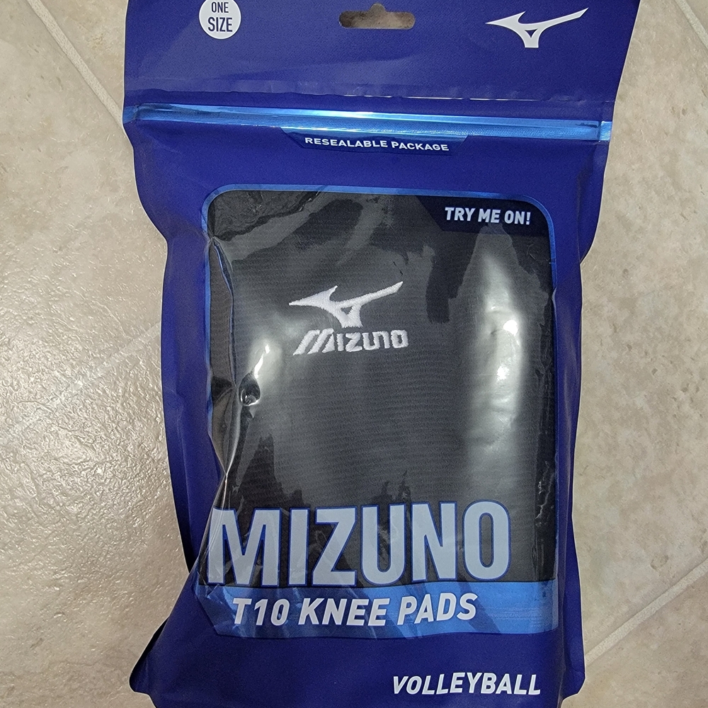 Mizuno Black T10 Volleyball Knee Pads
